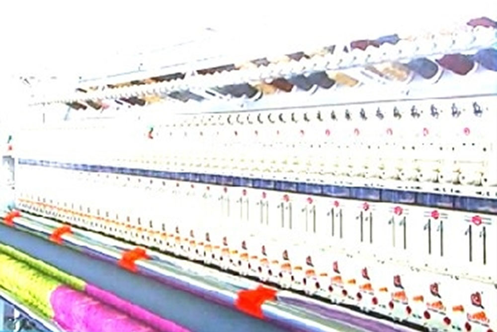 Analysis of the challenges facing the development of Chinese computer embroidery machine enterprises in the future